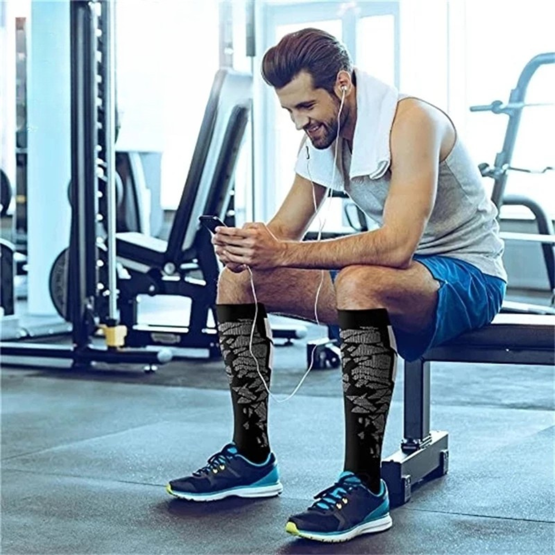 Meias de Compressão Active Fit – Performance e Recuperação